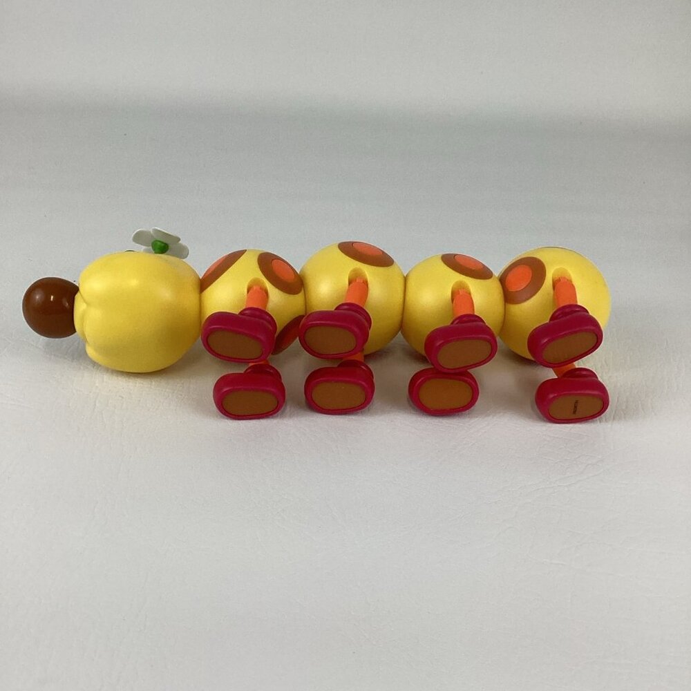Nintendo Super Mario Wiggler Video Game Character Action Figure Toy 2023 Jakks - Picture 7 of 7